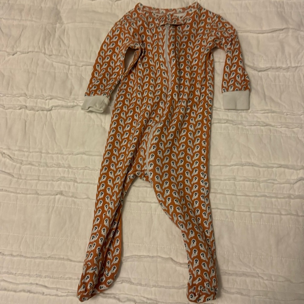 Lila & Hayes 0-3 month Halloween Pajamas